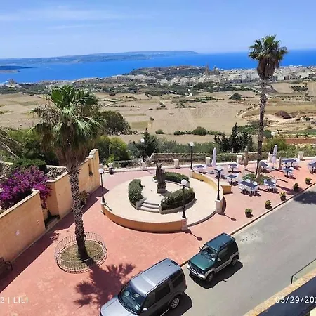 Lägenhet Penthouse With Seaviews *